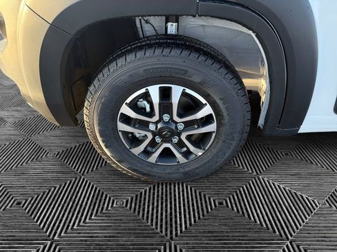 New 2026 RAM ProMaster 2500 w/ Quick Order Package 22G SLT image 14