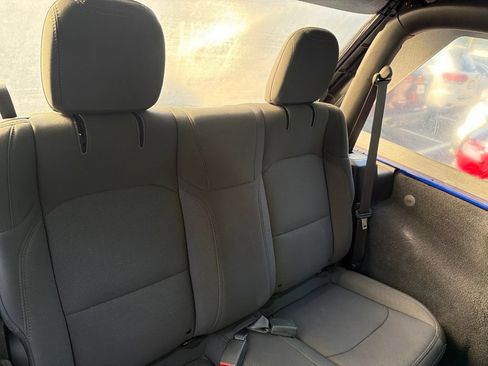 Used 2019 Jeep Wrangler Sport AWD/4WD image 6