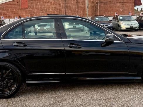 Used 2012 Mercedes-Benz C 300 4MATIC Sedan image 7