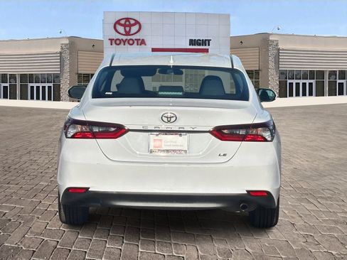 Certified 2022 Toyota Camry LE image 7