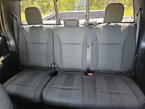 Used 2018 Ford F150 XLT w/ Equipment Group 302A Luxury AWD/4WD image 17