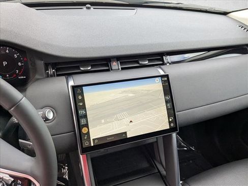 Certified 2024 Land Rover Discovery Sport S image 14