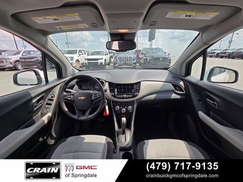 Used 2019 Chevrolet Trax LT AWD/4WD image 27