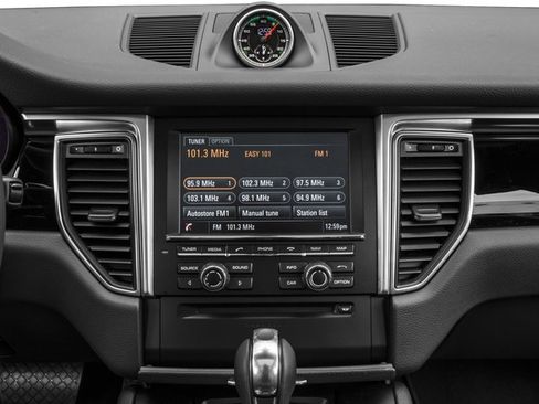 Used 2016 Porsche Macan S AWD/4WD image 9
