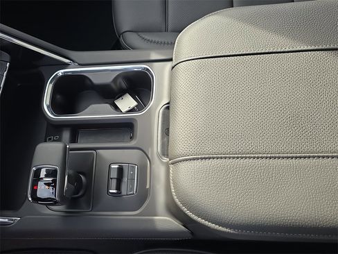 New 2026 GMC Sierra 1500 Denali w/ Denali Reserve Package image 25