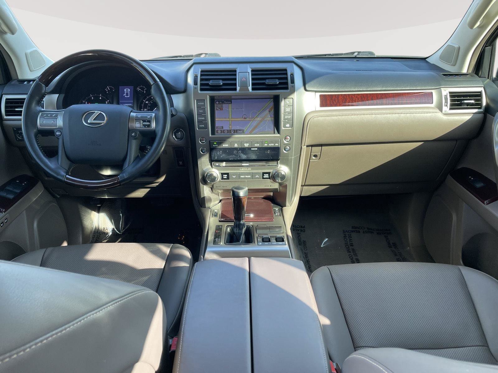 Used 2019 Lexus GX 460 Premium AWD/4WD image 17
