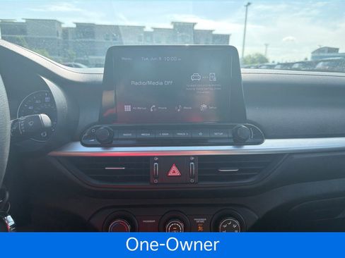 Certified 2023 Kia Forte LXS w/ LXS Technology Package FWD image 11