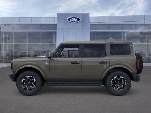 New 2026 Ford Bronco Outer Banks AWD/4WD image 3
