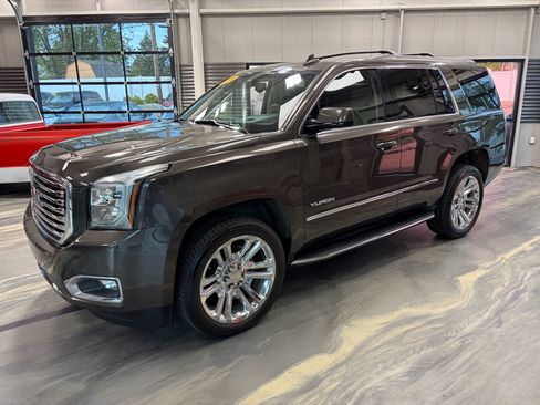 Used 2019 GMC Yukon SLT w/ Premium Edition image 41
