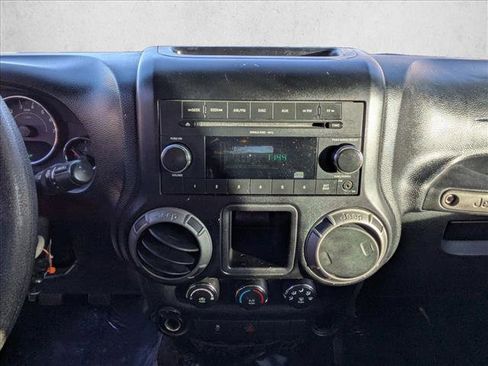 Used 2011 Jeep Wrangler Unlimited Sport image 15