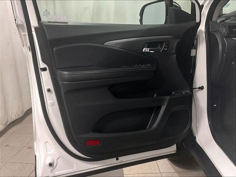 Used 2023 Honda Ridgeline RTL image 9