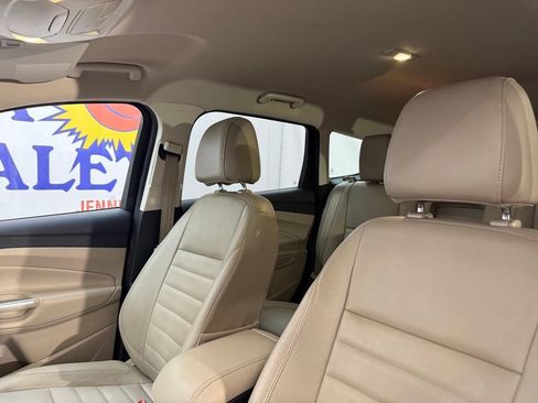 Used 2016 Ford Escape Titanium FWD image 9