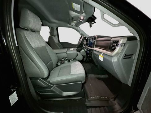 New 2026 Ford F350 XLT w/ XLT Premium Package AWD/4WD image 36