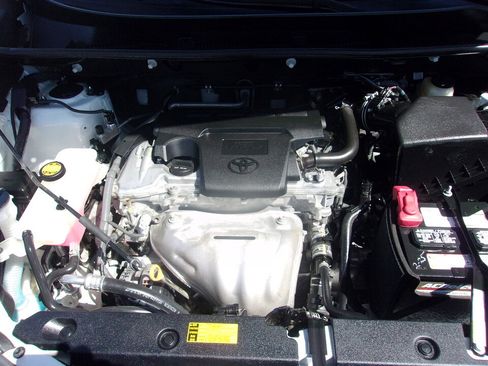 Used 2015 Toyota RAV4 Limited AWD/4WD image 25