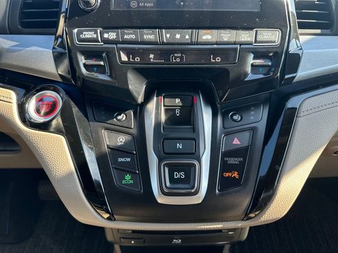 Used 2023 Honda Odyssey Touring image 20