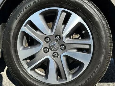 Used 2016 Honda Odyssey Touring Elite image 15