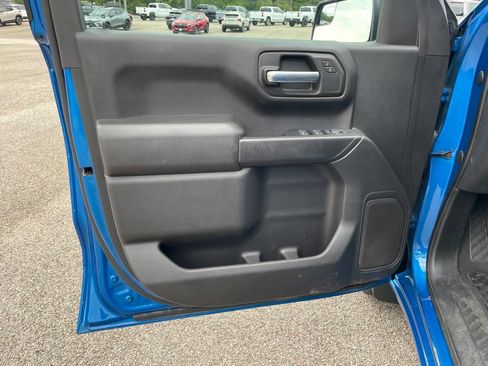 Used 2022 Chevrolet Silverado 1500 Custom AWD/4WD image 15