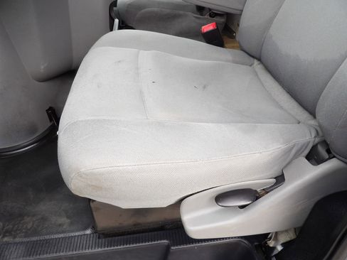 Used 2022 Ford E-450 and Econoline 450 Super Duty image 18