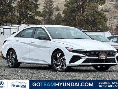 New 2025 Hyundai Elantra SEL