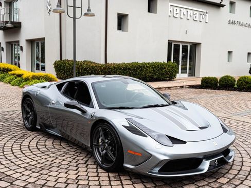 Used 2014 Ferrari 458 Speciale Coupe RWD image 1