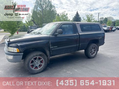 Used 2000 Dodge Ram 1500 Truck 4x4 Regular Cab image 1
