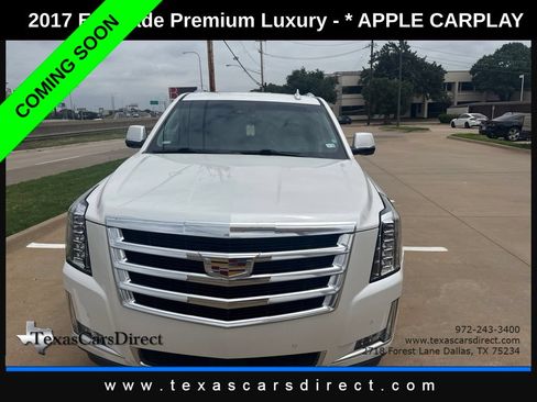 Used 2017 Cadillac Escalade Premium Luxury AWD/4WD image 2