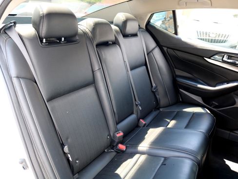 Used 2022 Nissan Maxima SV w/ Floor Mat Group image 32