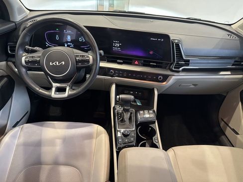 Used 2023 Kia Sportage EX image 12
