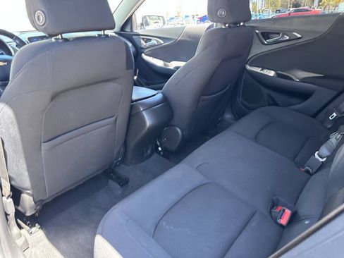 Used 2022 Chevrolet Malibu RS FWD image 15