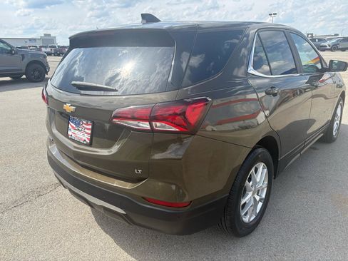 Used 2024 Chevrolet Equinox LT FWD image 3
