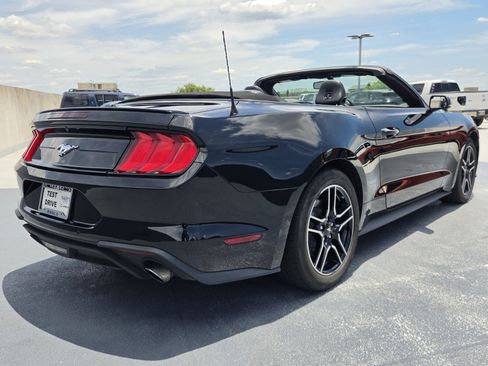 Used 2020 Ford Mustang Premium RWD image 5