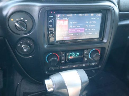 Used 2007 Chevrolet TrailBlazer LT w/ LT Preferred Equipment Group AWD/4WD image 21
