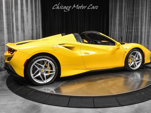 Used 2023 Ferrari F8 Tributo RWD image 5
