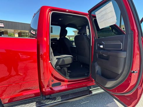 New 2026 RAM 2500 Big Horn AWD/4WD image 18