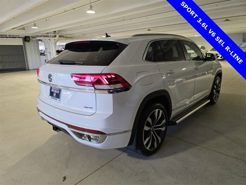 Used 2021 Volkswagen Atlas Cross Sport SEL R-Line image 6