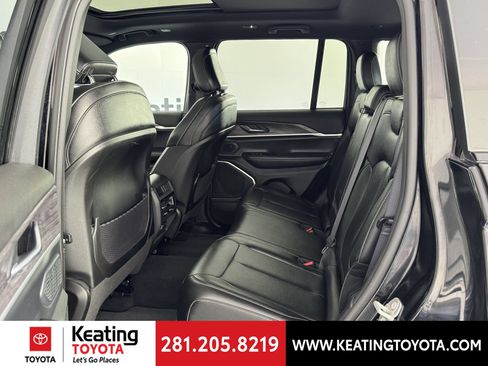 Used 2024 Jeep Grand Cherokee Limited 4xe AWD/4WD image 15