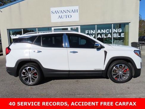 Used 2018 GMC Terrain SLT image 2