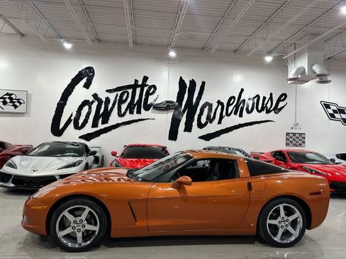 Used 2007 Chevrolet Corvette Coupe w/ Preferred Equipment Group image 2