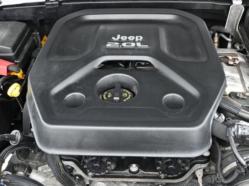 Used 2022 Jeep Wrangler Unlimited Sahara w/ Cold Weather Group image 47