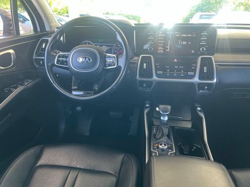 Used 2021 Kia Sorento S w/ Panoramic Sunroof Package AWD/4WD image 18