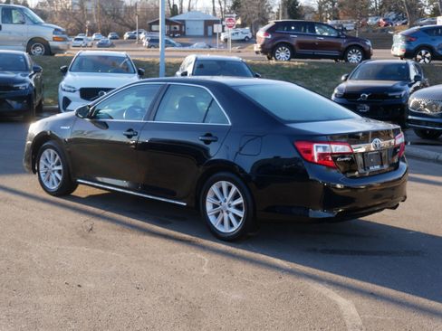 Used 2012 Toyota Camry XLE w/ Convenience Pkg image 5