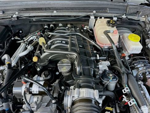 Used 2023 Jeep Wrangler Unlimited Sport image 28