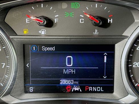 Used 2020 Chevrolet Equinox LT image 12