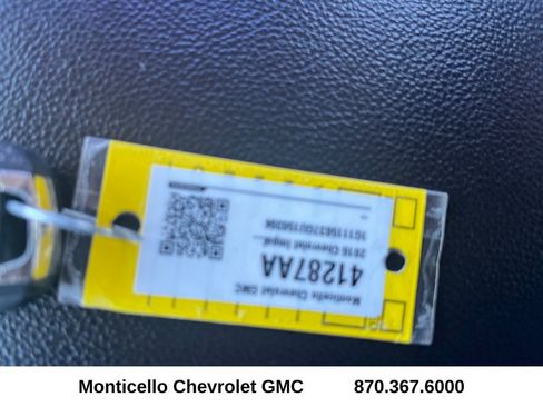 Used 2016 Chevrolet Impala LT w/ Convenience Package image 22