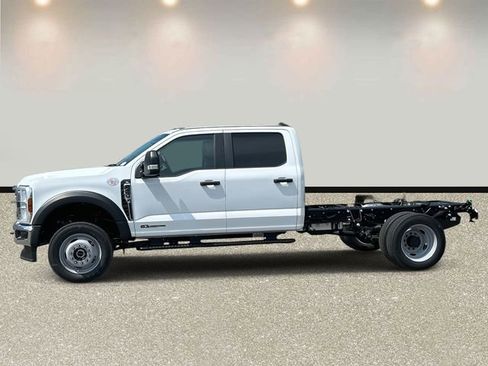 New 2026 Ford F450 XL w/ XL Chrome Package image 8