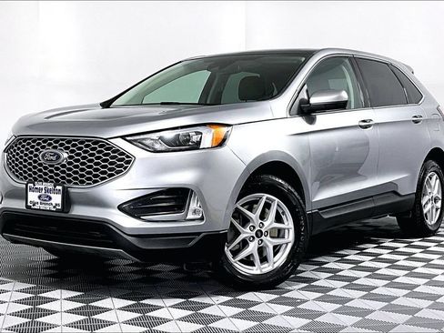 Used 2024 Ford Edge SEL w/ Convenience Package AWD/4WD image 2
