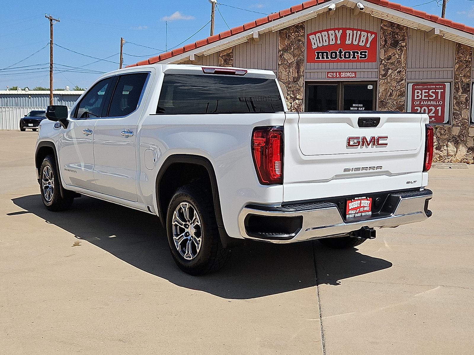 Used 2025 GMC Sierra 1500 SLT RWD image 2