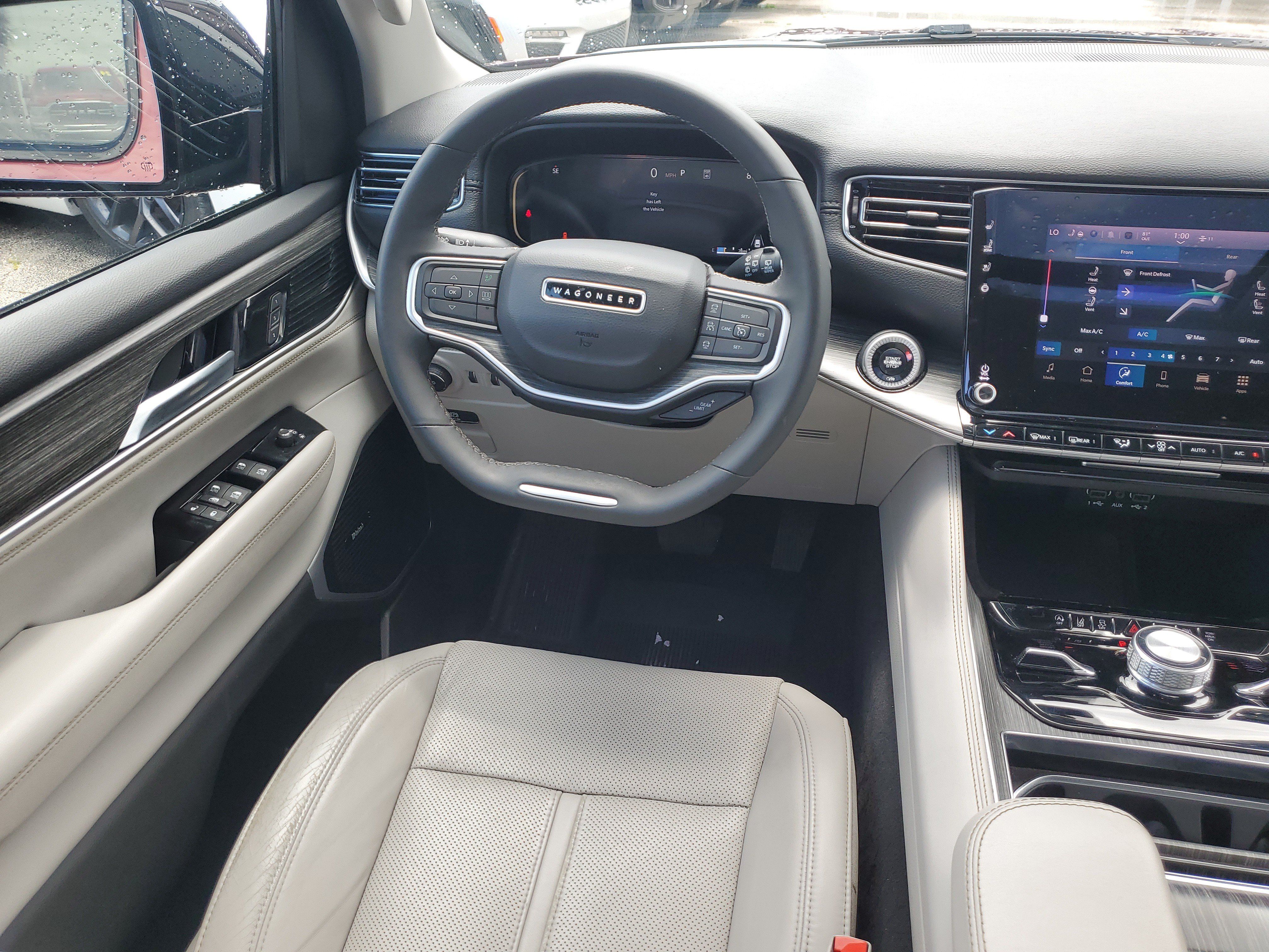 Used 2024 Jeep Wagoneer Series III w/ Premium Group I AWD/4WD image 13