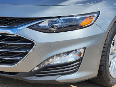 Used 2025 Chevrolet Malibu LT FWD image 10