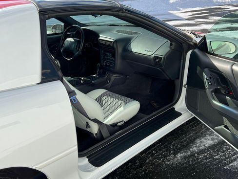 Used 1997 Chevrolet Camaro Z28 w/ Preferred Equipment Group 2 image 19